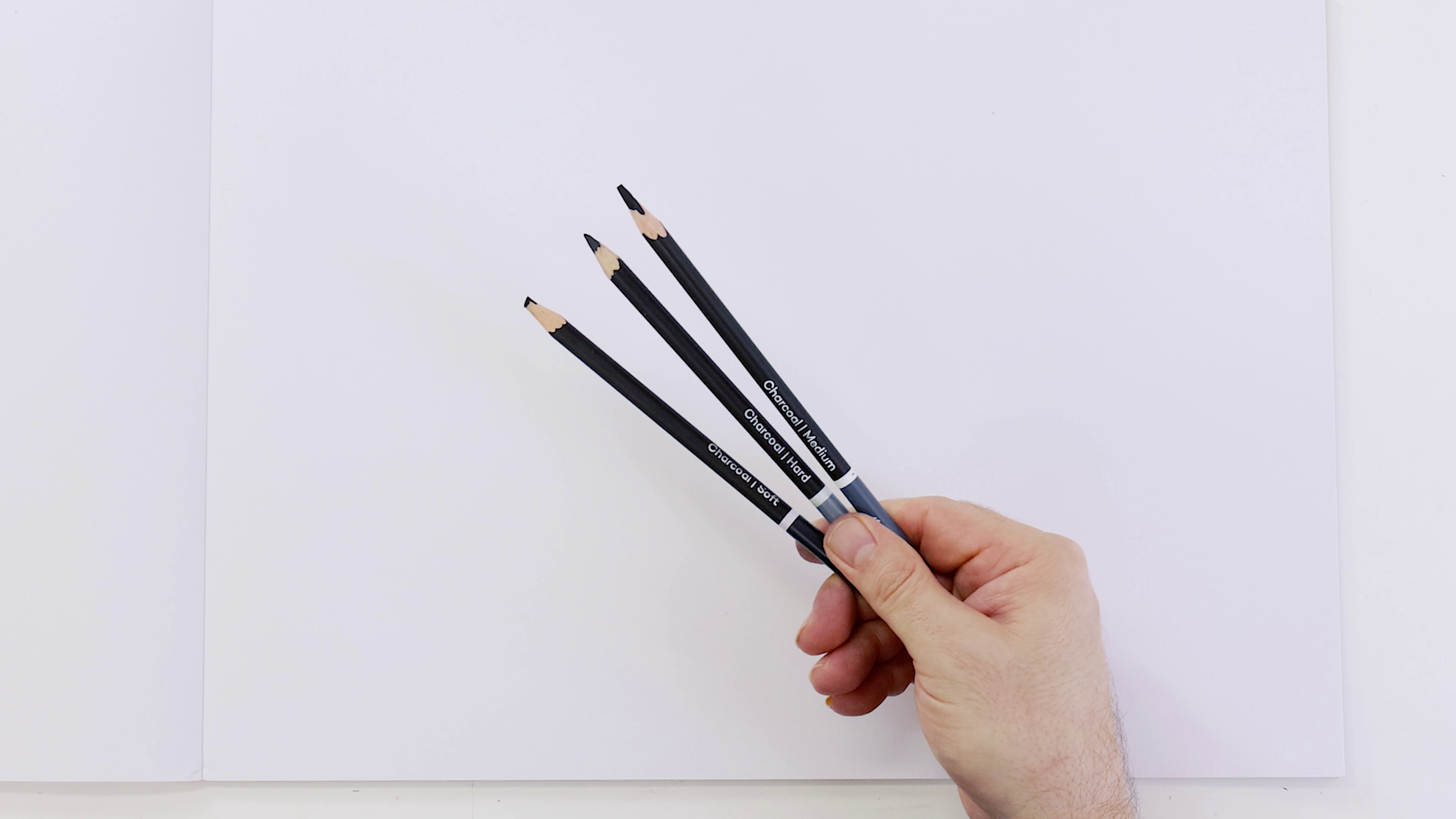 How to add highlights to a drawing with an electric eraser 